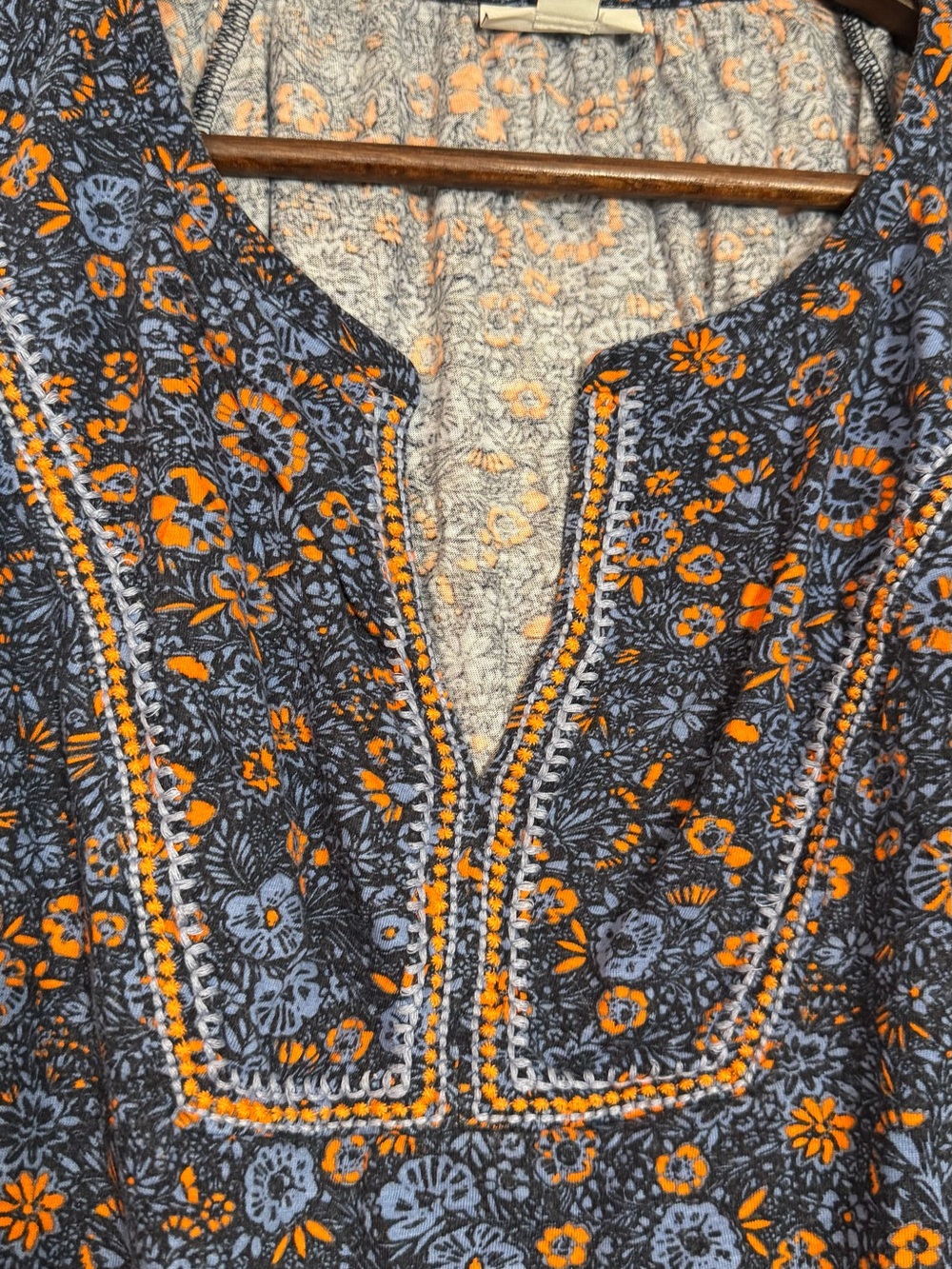 J Jill Blue Orange Floral Embroidered Split Neck Blouse Top Women XL Modal Blend - Picture 3 of 7